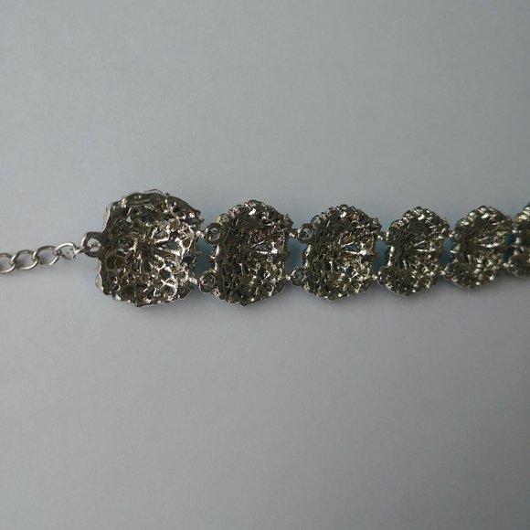 Blue and silver tone Y2K vibe bracelet - Picture 9 of 12